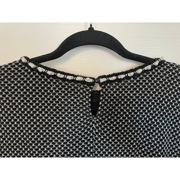 Elle Womens XL Pearl Embellished Blouse 3/4 Sleeve Collar Black White Pattern - Picture 4 of 11